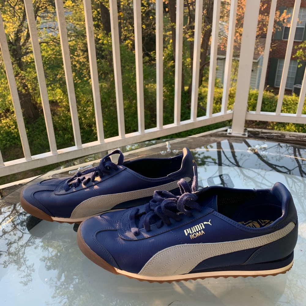 Puma Roma!!!! Worn once basically NEW